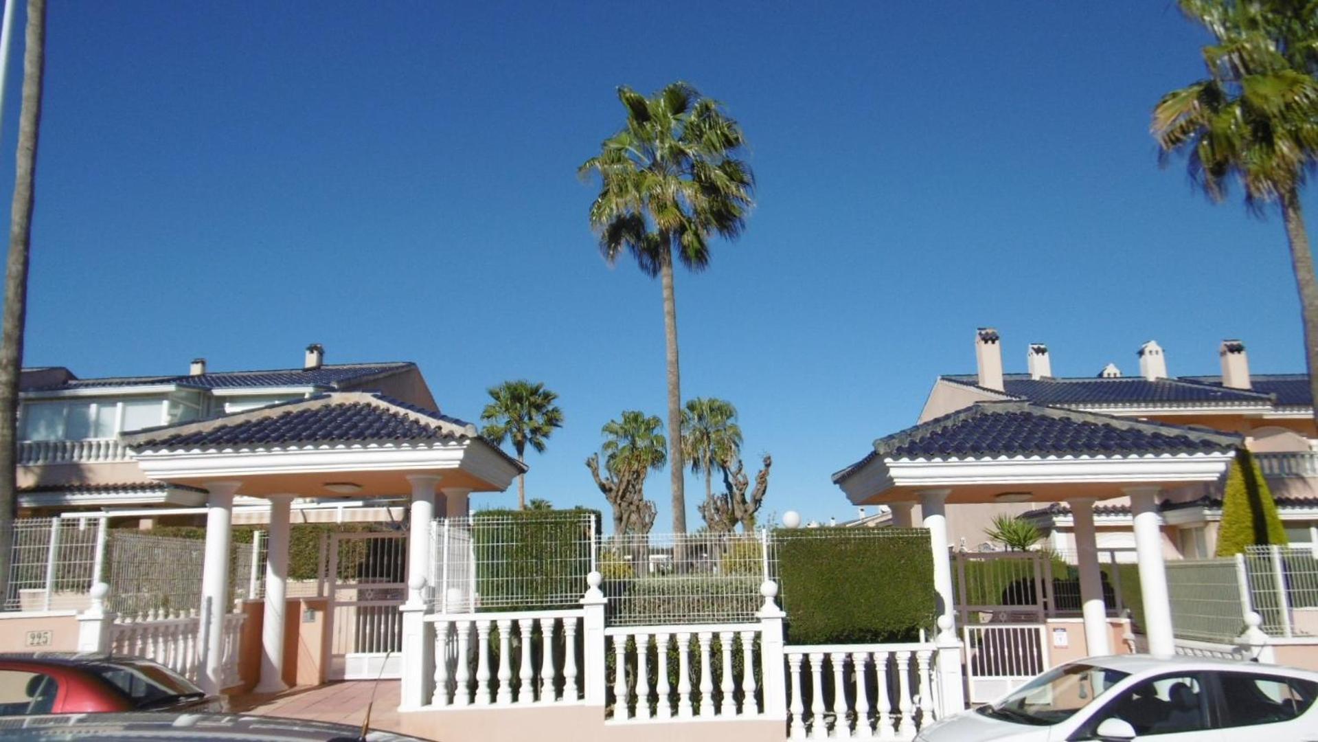 Puerto Marino Gran Alicante Bungalow In Beach Resort מראה חיצוני תמונה